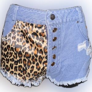 Women’s leopard Jean shorts